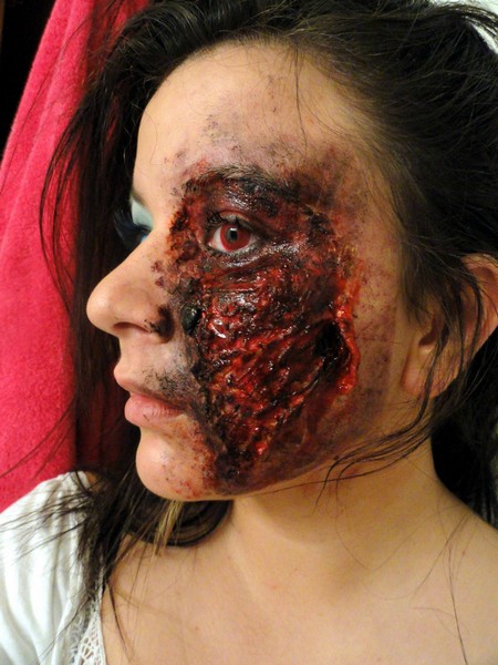 28 Horrifying Halloween Makeup Ideas That Look a Little Too Real